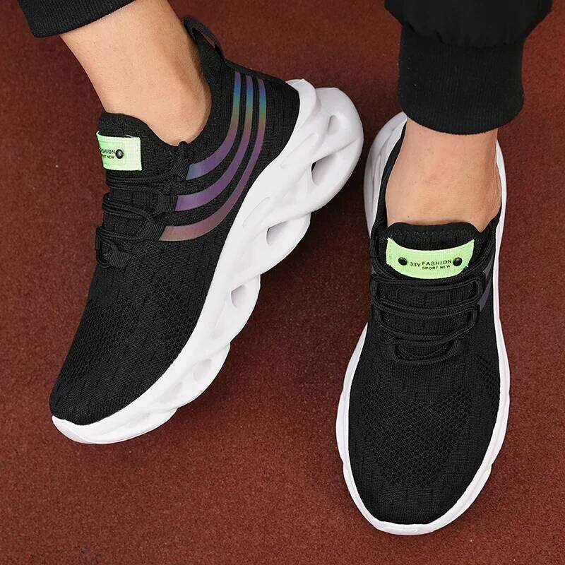 Casual Summer New Style Mesh Breathable Lightweight Cushioned Comfortable Sports Walking Shoes for Men and Women
