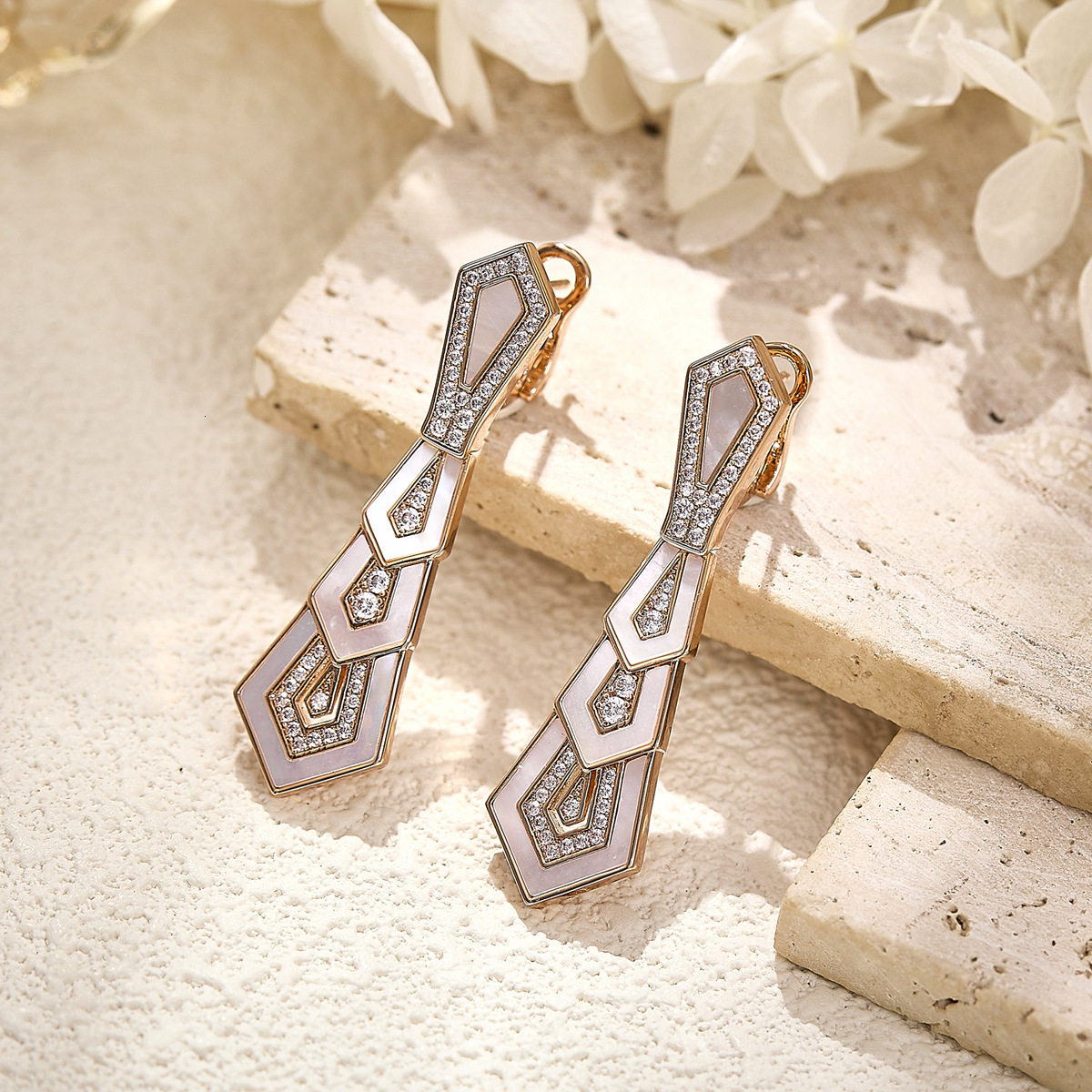 Earrings Diamond-Shaped White Shell Earrings With Gold-Plated Geometric Layered Design Earrings, And Ins Fashion Textured Women's Earrings