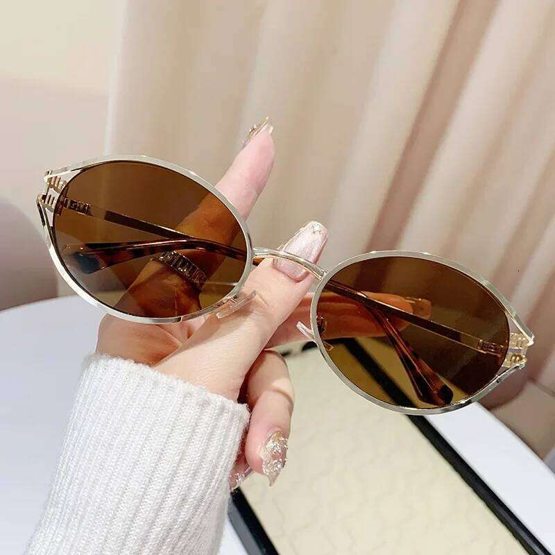 1Pc Retro Fashion Metal Oval Frame Sunglasses, Multi-Colored Lenses Available, Suitable for Street Photography, Vacation 26W0224