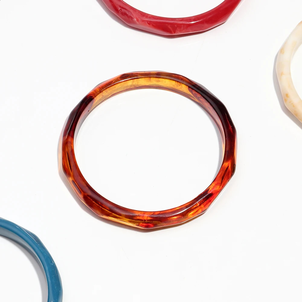 Bohemia Acrylic Cross-Section Geometric Thin Cuff Bangle for Women Boho Resin Irregular Bracelet 2025 Jewelry 260120