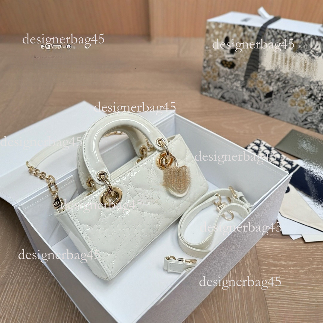 Autumn Winter New Mini Fashion Versatile Luxury bag Quilted Small Square Trendy Cross Border Magnetic Buckle Shoulder Bag designer bag 2387