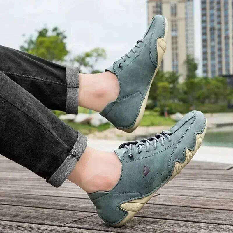 New Men's Durable Stitching Fashionable Design Lightweight Flexible Casual Trendy Soft Soled Outdoor Walking Shoes