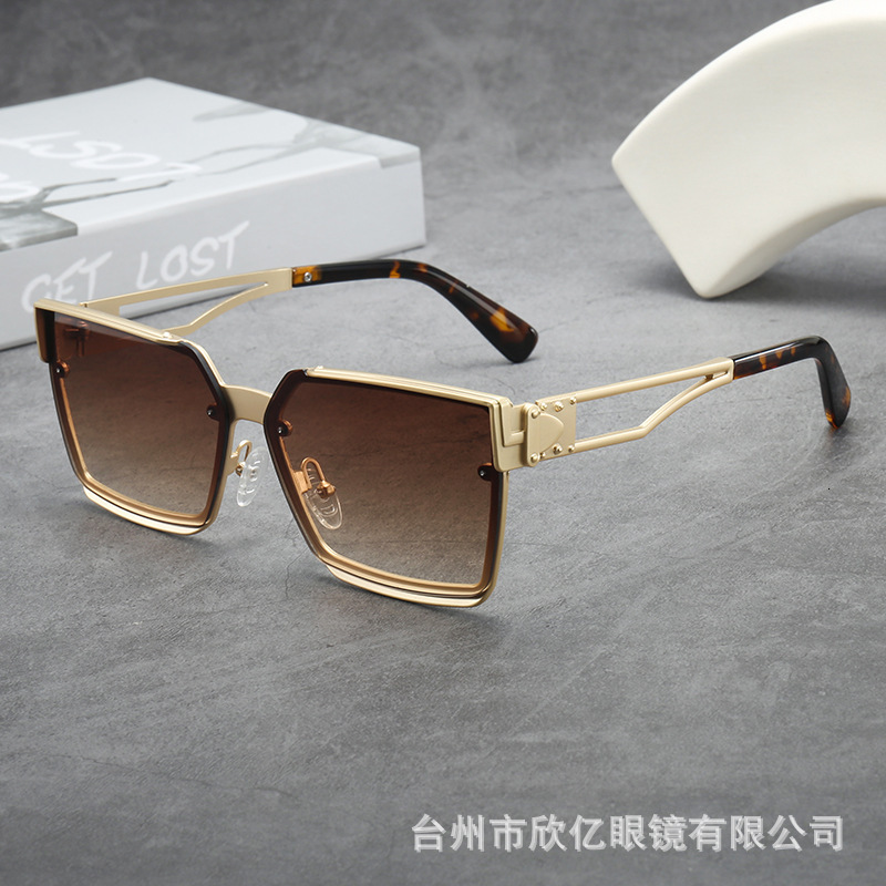 Luxury Brand Designer Sunglass New European And American Fashion Square-Frame Metal Sunglasses, Large-Frame Sunglasses, Trendy Sunglasses For Men And 