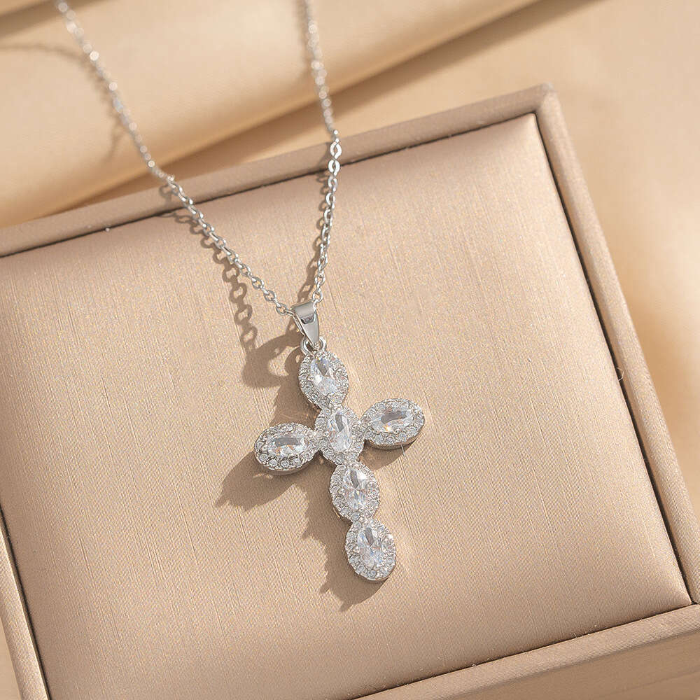 Full Diamond Cross Pendant Necklace Colorful Zircon Stainless Steel Collarbone Chain For Women