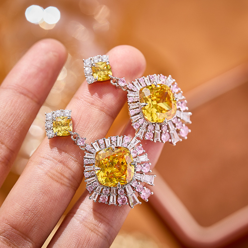 Earrings Flower Yellow Diamond Earrings, Gold-Plated, Color-Blocking Inlay Earrings, Women's Daily Commuting Earrings