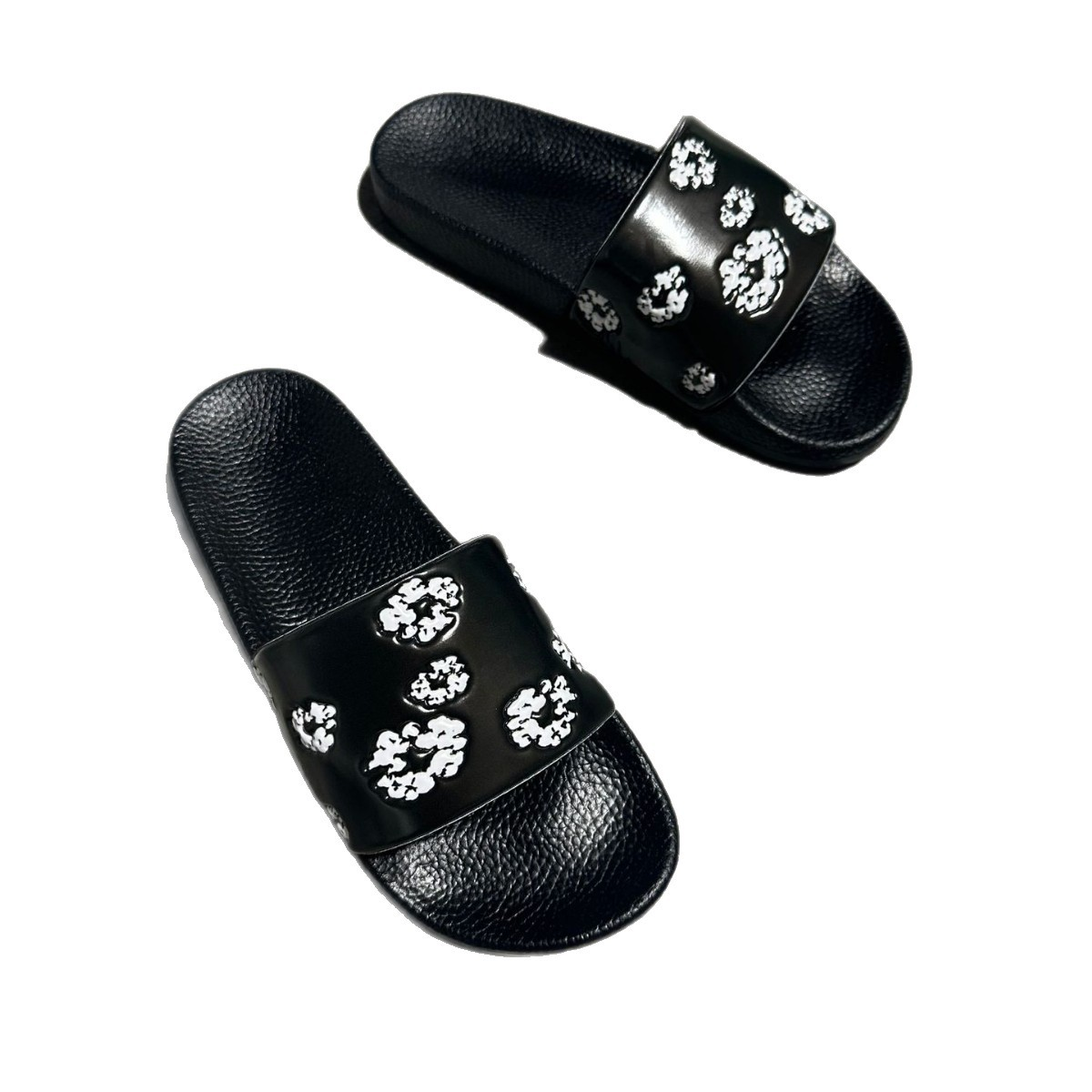 Men Slippers Rubber slide Large men's and women's slippers Daily casual and fashionable shower slippers Beach Vacation Sliders
