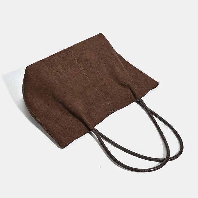 New retro suede shoulder for autumn and winter 2025, large-capacity hand-held tote bag with a high-end commuting feel Z260224