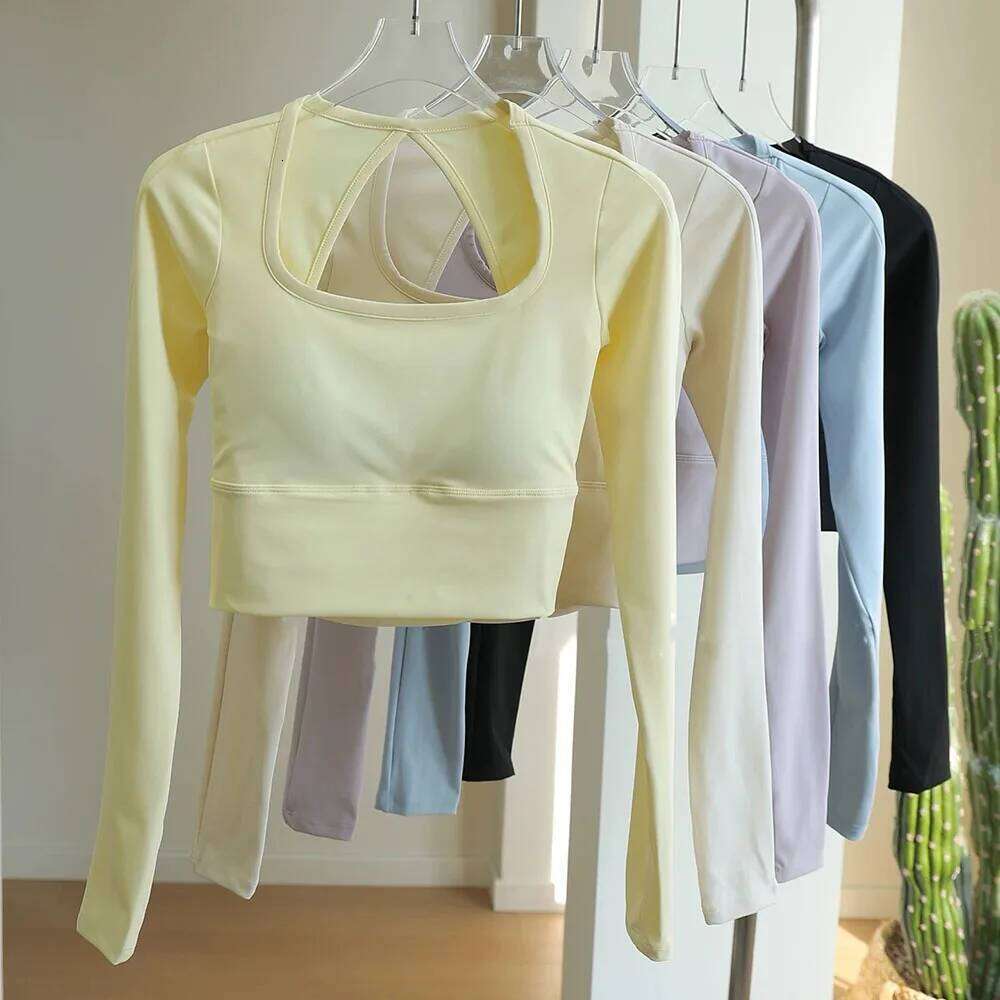 Women's Long-Sleeve Sports Top with Chest Pads, Yoga Wear, Pilates Training Fitness Apparel, Running 26Y0223