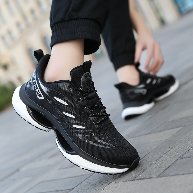 Free Shipping 2026 New Running Shoes Casual Sneakers Lightweight Breathable Mesh Thick Sole Designer Shoes for Men and Women