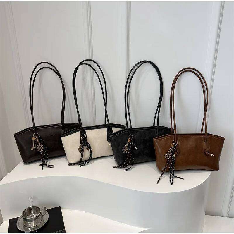 European American Retro Tote Bag, Korean Fashion Shoulder Advanced Simple Handbag New Large Capacity Pendant Versatile Bags Z260224