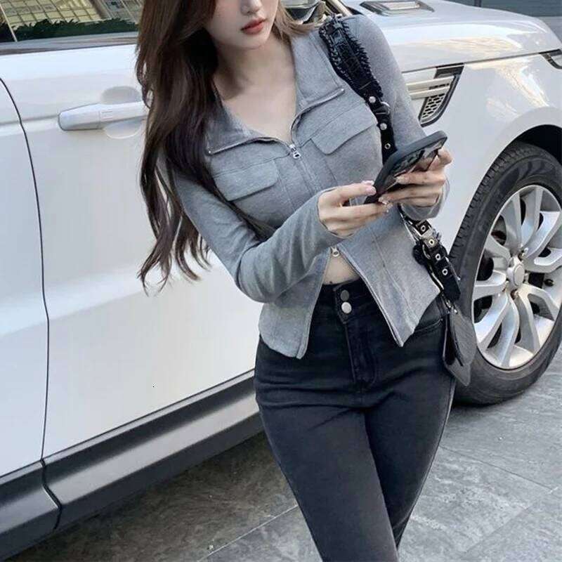 Women Classic Gray T-shirts Female Korean Polo Collar Short Tops Girls Zipper Designer Slim Fit Thin Clothes 26W0224