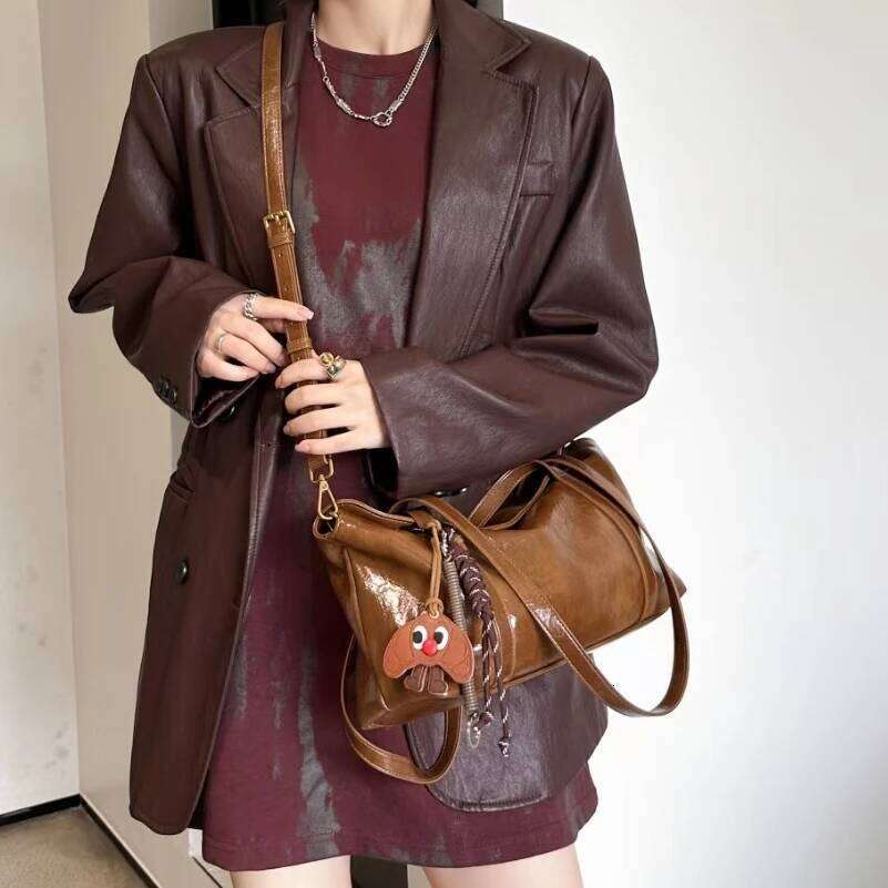 Luxury Woman Shoulder Soft Leather Large Capacity Square Fashion Tote Bag Korean Fashionable Handbag Shopping Underarm Bags