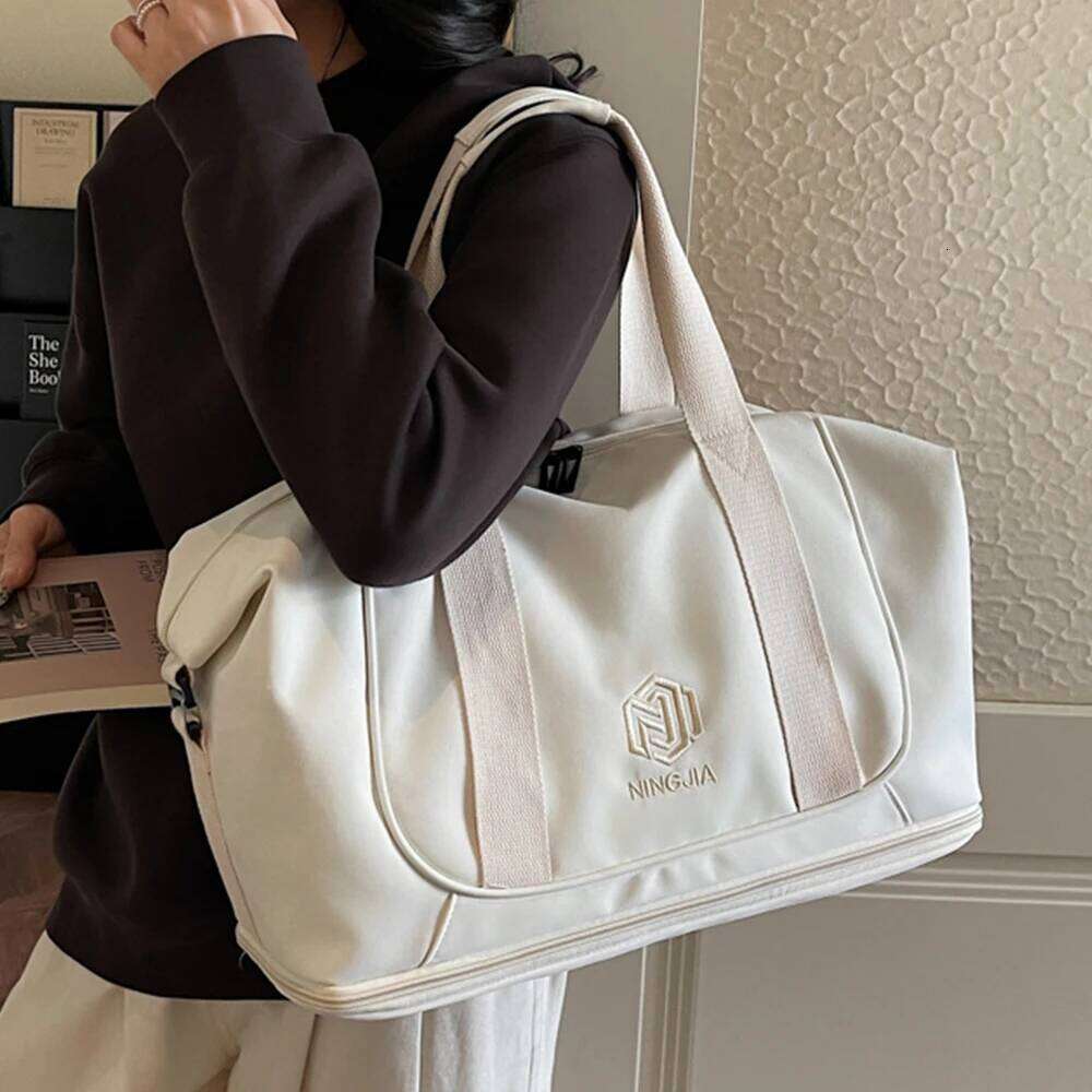 Womens Gym Tote Duffle with Wet Pocket & Shoe Compartment, Sports Duffel Overnight Weekender Hospital Workout Carry on Bag Y260225