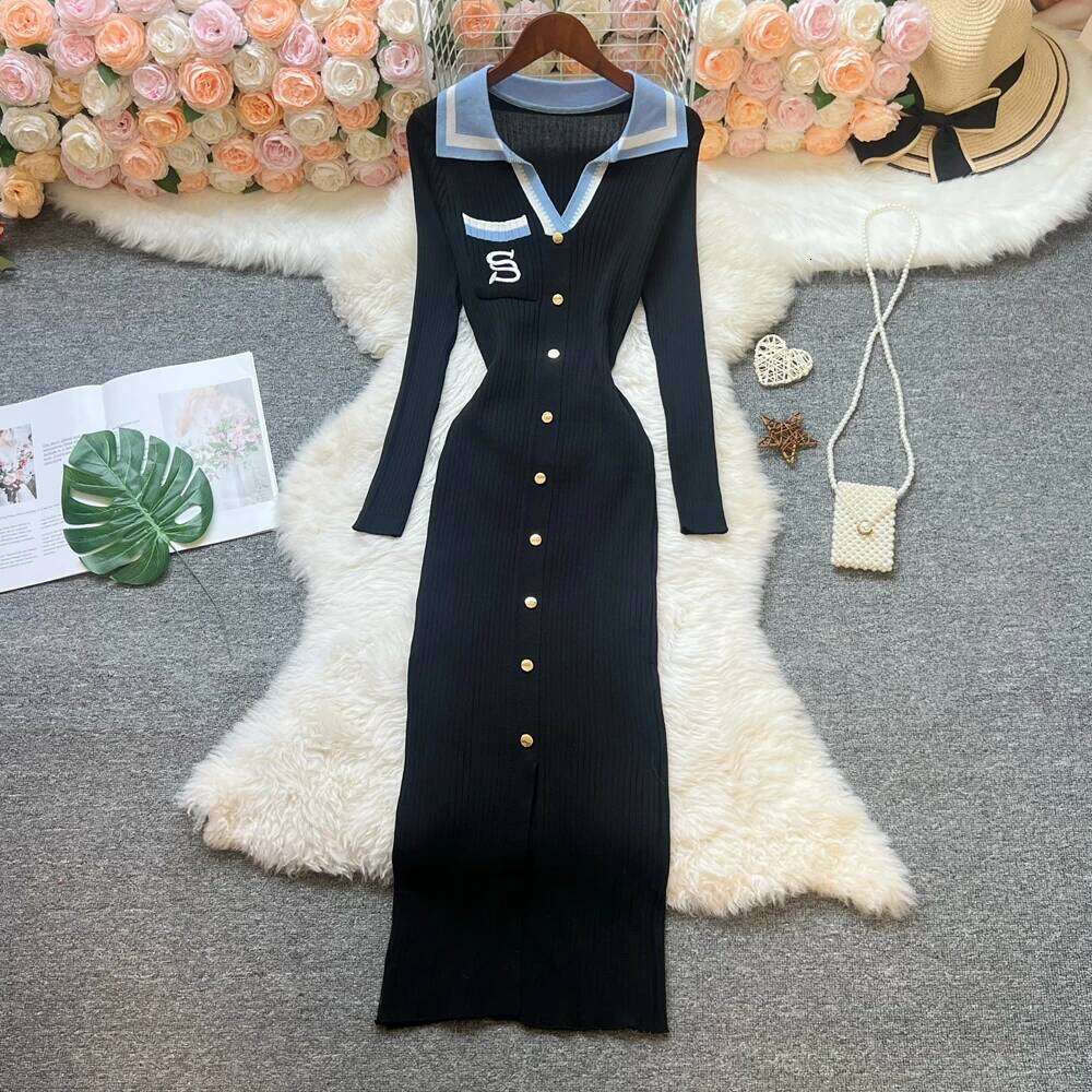 YuooMuoo Brand Women 2025 New Fashion Y2K Embroidery Long Sleeve Bodycon Sweater Dress Elegant Lady Party Vestidos XJ260225