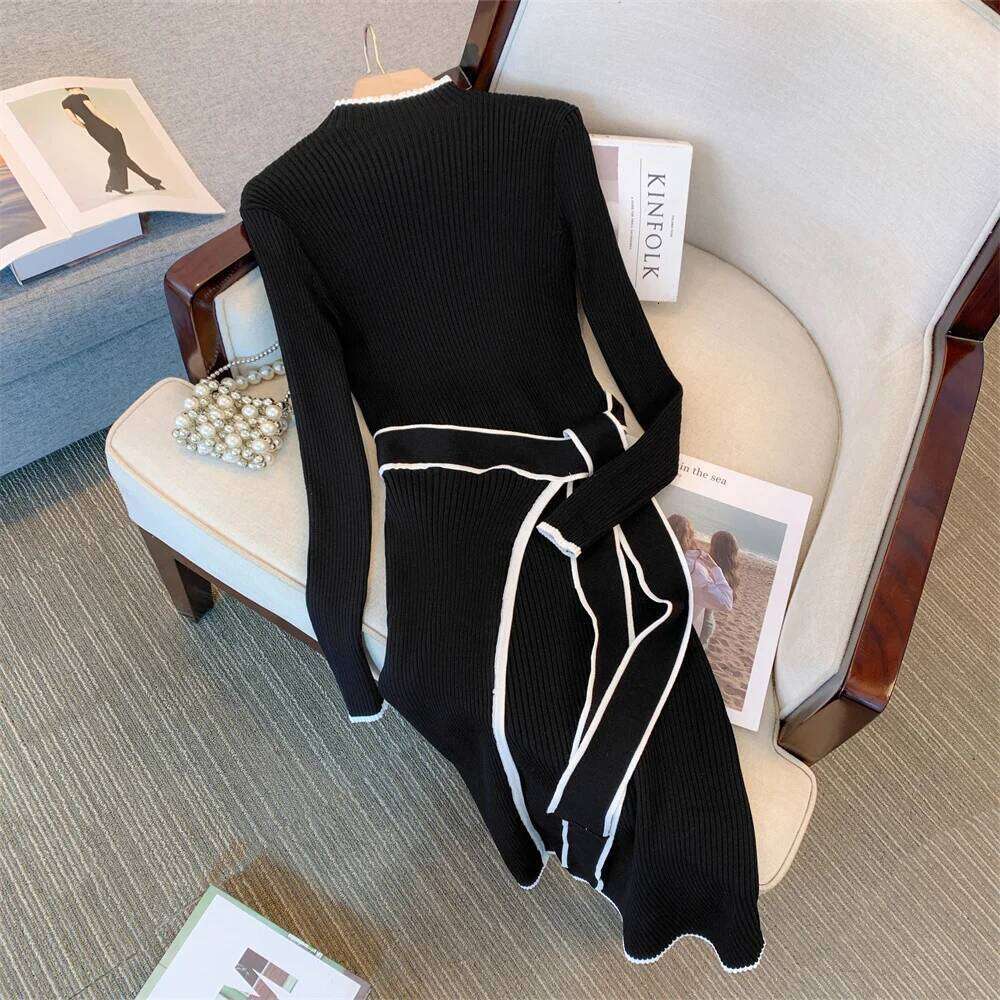 YuooMuoo 2025 New Arrival Women Knitted Elegant Slim Waist Long Sleeves Bodycon Sweater Dress Office Lady Vestidos XJ260225