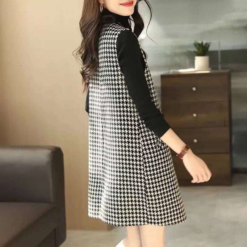 Leisure Temperament Mid Length Autumn/Winter New Sleeveless Vest Women Dress XJ260225