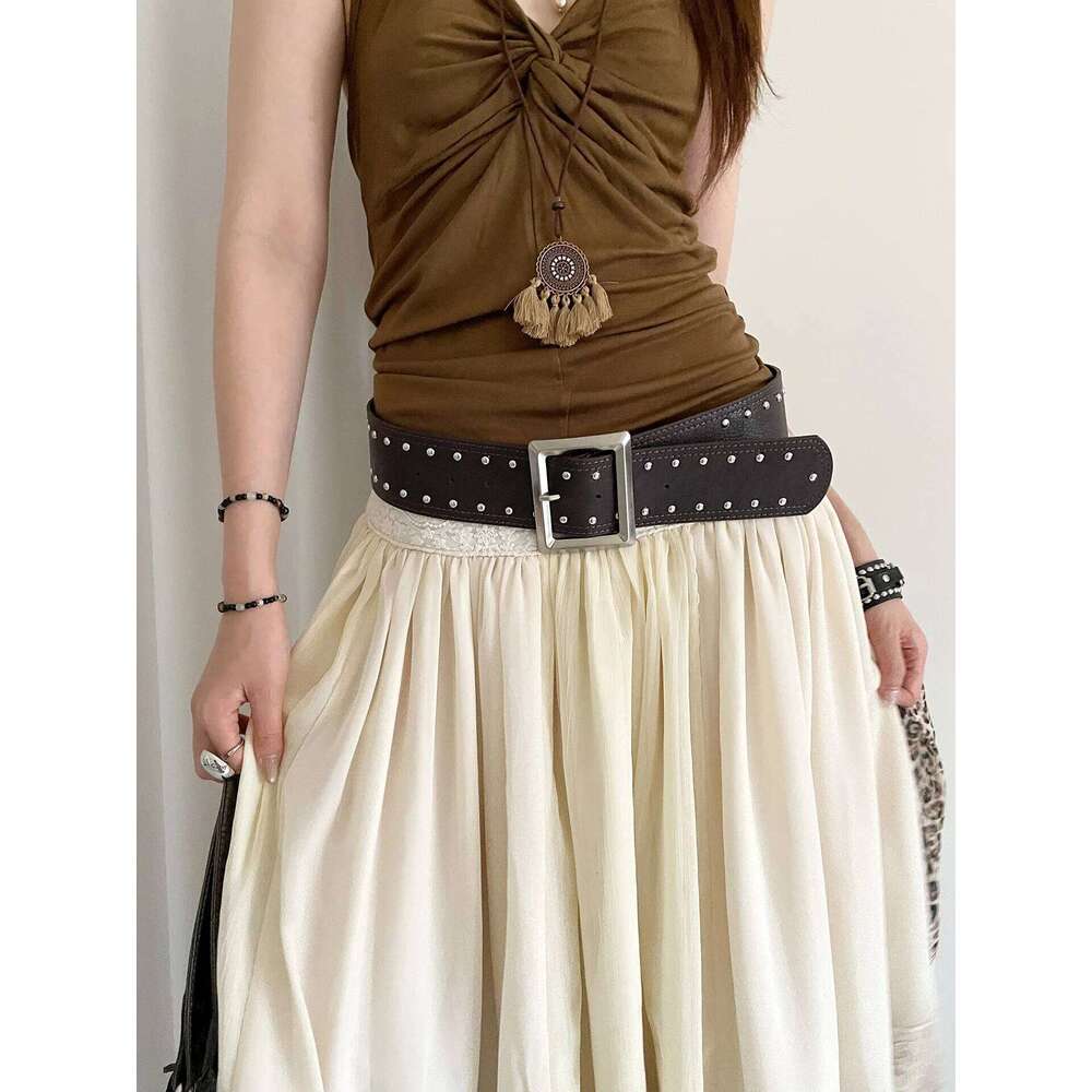 Punk Style Wide Rivet For Women Vintage And Niche Design Skirt With Jeans Accessory High-End Leather Belt Y260225