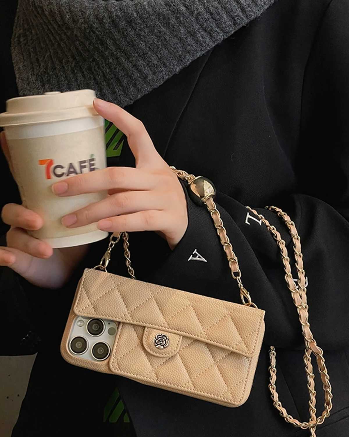 Quilted Phone Crossbody Bag with Adjustable Metal Ball Chain - All-Inclusive Protective Case with Card Holder for Women Daily UseT260225