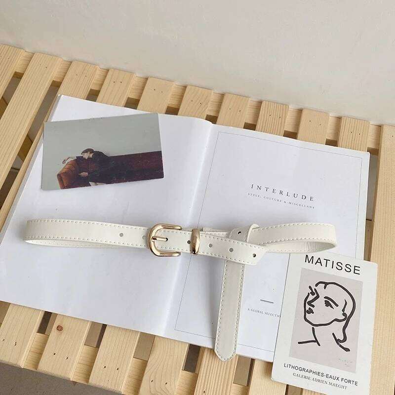 The female design feeling minority new fashion decoration jeans retro casual wide version student black male belt Y260225