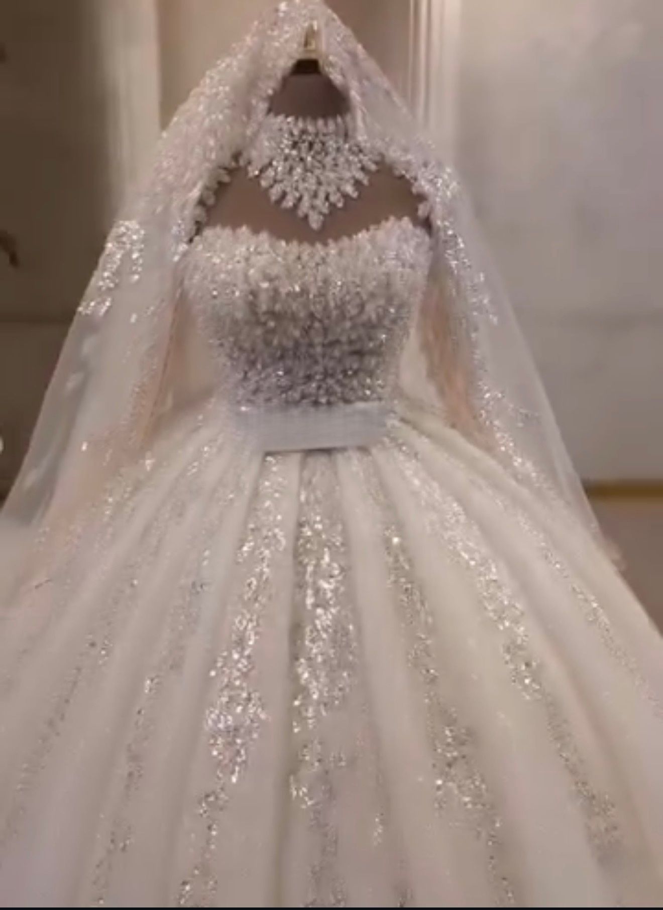 2026 Aso Ebi Plus Size White Ball Gown Wedding Dress Sheer Neck Beaded Applique Full Sleeves Elegant Vintage Bridal Gowns Dresses Zj0498 D0330
