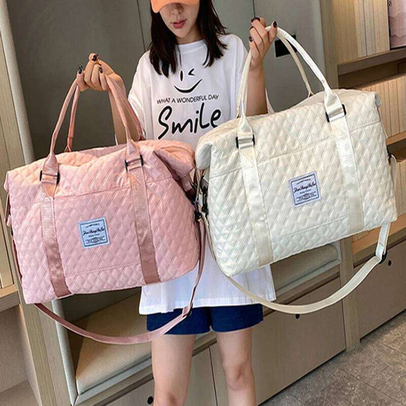 Trend Leisure Travel Handbag Large-capacity Waterproof Sports Fitness Bags Diamond Grid Pattern Women's Duffel Bag Totes Y260225