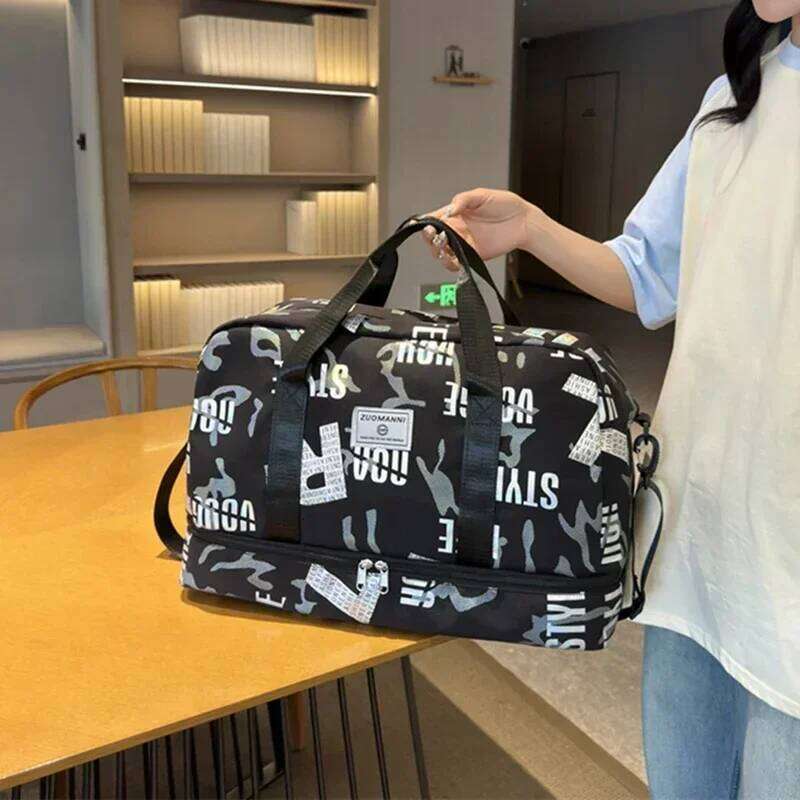 Chic Letter Print Large Capacity Gym With Shoe Compartment Versatile Travel Duffle Dry/Wet Separation Shoulder Crossbody Bag Y260225
