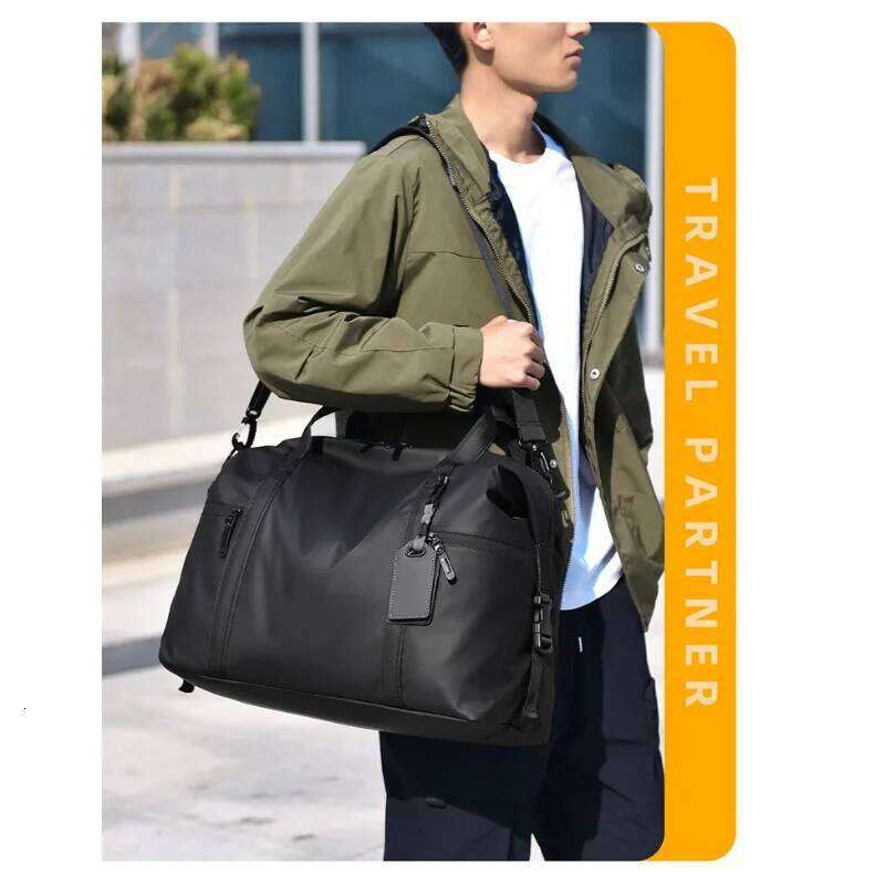 New dry and wet separation sports large capacity travel handbag for men's short-distance business trip crossbody bag Y260225
