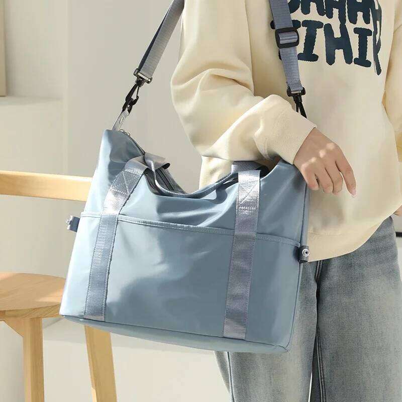 2025 Fahion New Girls Women Nylon Waterproof Handbags Big Size High Capacity Gym Sports Bags With Large Pockets For Travelling Y260225