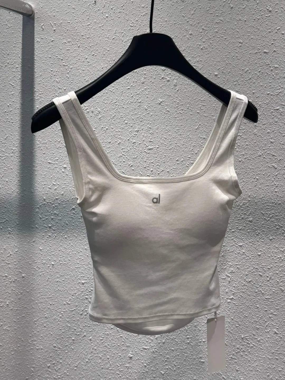 Designer Womens Cross Yoga Sports Tops Vest Luxury Slim Fit Sleeveless Vests With Pad Summer Cotton Tees Outside Wearing Tank Top Clothing T Shirt US 