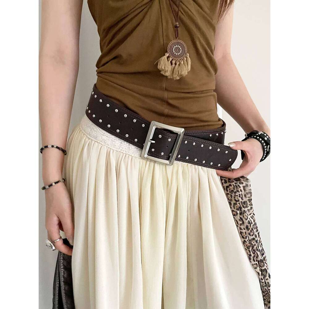Punk Style Wide Rivet For Women Vintage And Niche Design Skirt With Jeans Accessory High-End Leather Belt Y260225