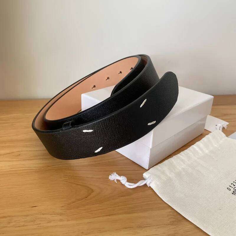 New unisex waist with four corner stitched cowhide decoration, trendy and fashionable belt Y260225