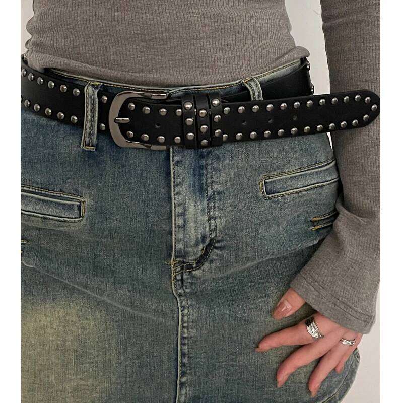 2026 New Women Women's Jeans Tie-in Ladies' Personality Rivet Belt Senior Black Fashion Y260225