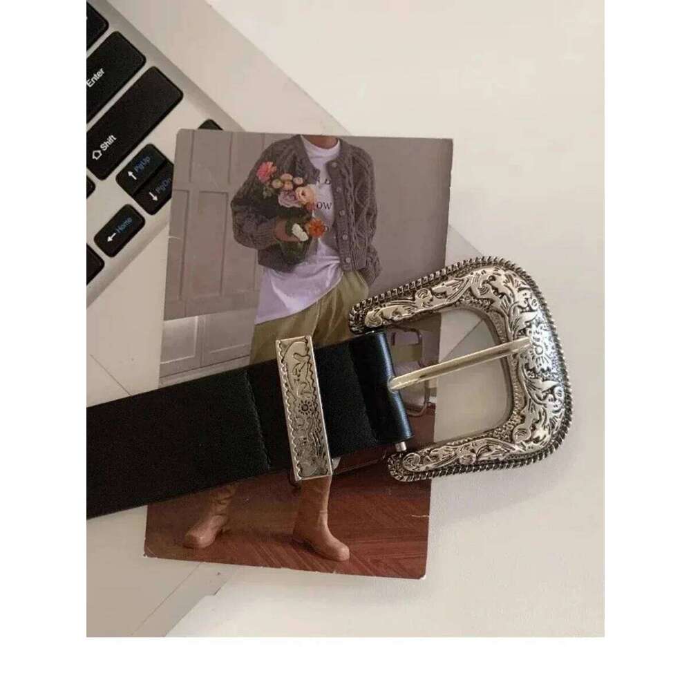 1PC New Black Retro Rivet Women's Fashion Personality High-End with Jeans Trend Style Women Belt Y260225