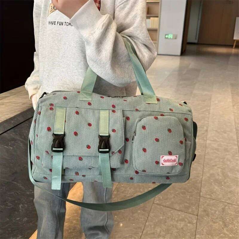 Large Capacity Strawberry Print Duffel Bag with Multiple Compartments, Durable Nylon Casual Gym & Travel Bag, Secure Zippers Y260225