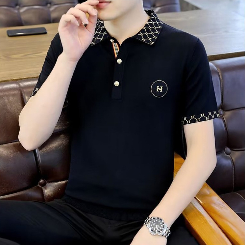 2026 New Designer Men's Summer Polo Shirt Short-sleeved T-shirt Made Of High-end Ice Silk Fabric Luxurious And Fashionable Low-neck Top Lightweig