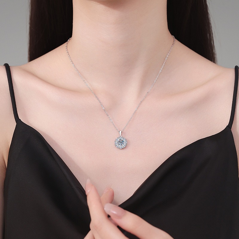 New Design Full Star Paved Pendant Necklace For Women INS Style Shiny All-match Clavicle Chain Fashion Jewelry Shine Your Beauty