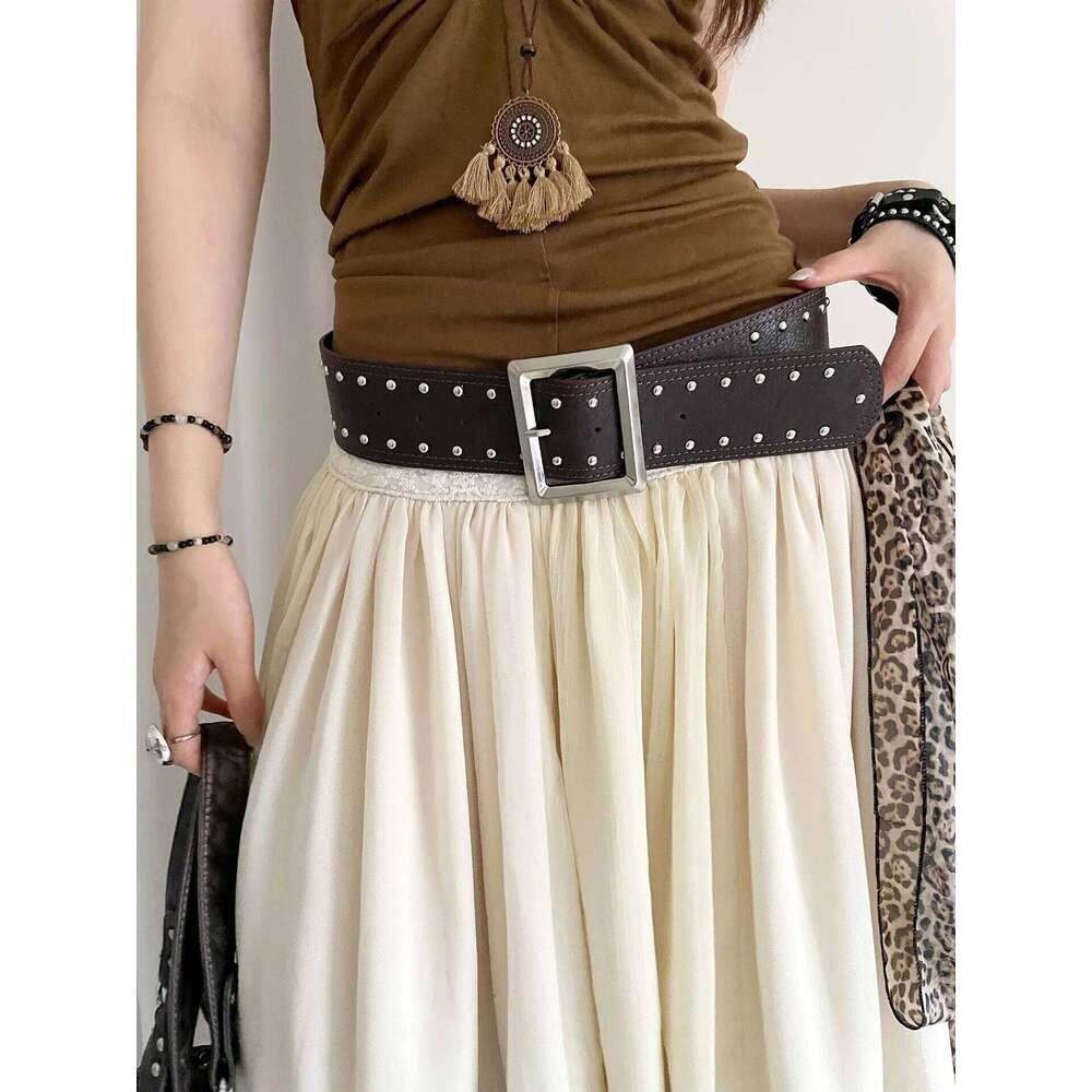 Punk Style Wide Rivet For Women Vintage And Niche Design Skirt With Jeans Accessory High-End Leather Belt Y260225