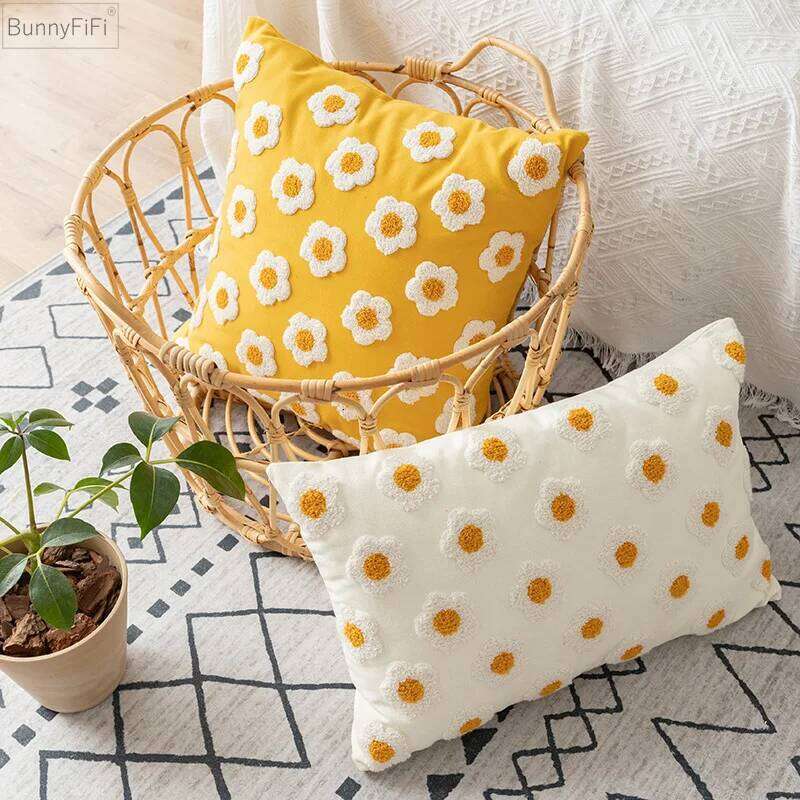 Chic Cushion Daisy Floral 45x45cm/30x50cm White Embroidery Pillow Cover Soft Cozy for living room