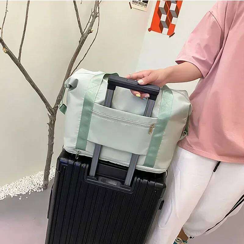 Large Capacity Gym Bags Waterproof Luggage for Women Foldable Dry and Wet Separation Fitness Handbag Travel Bag Y260225