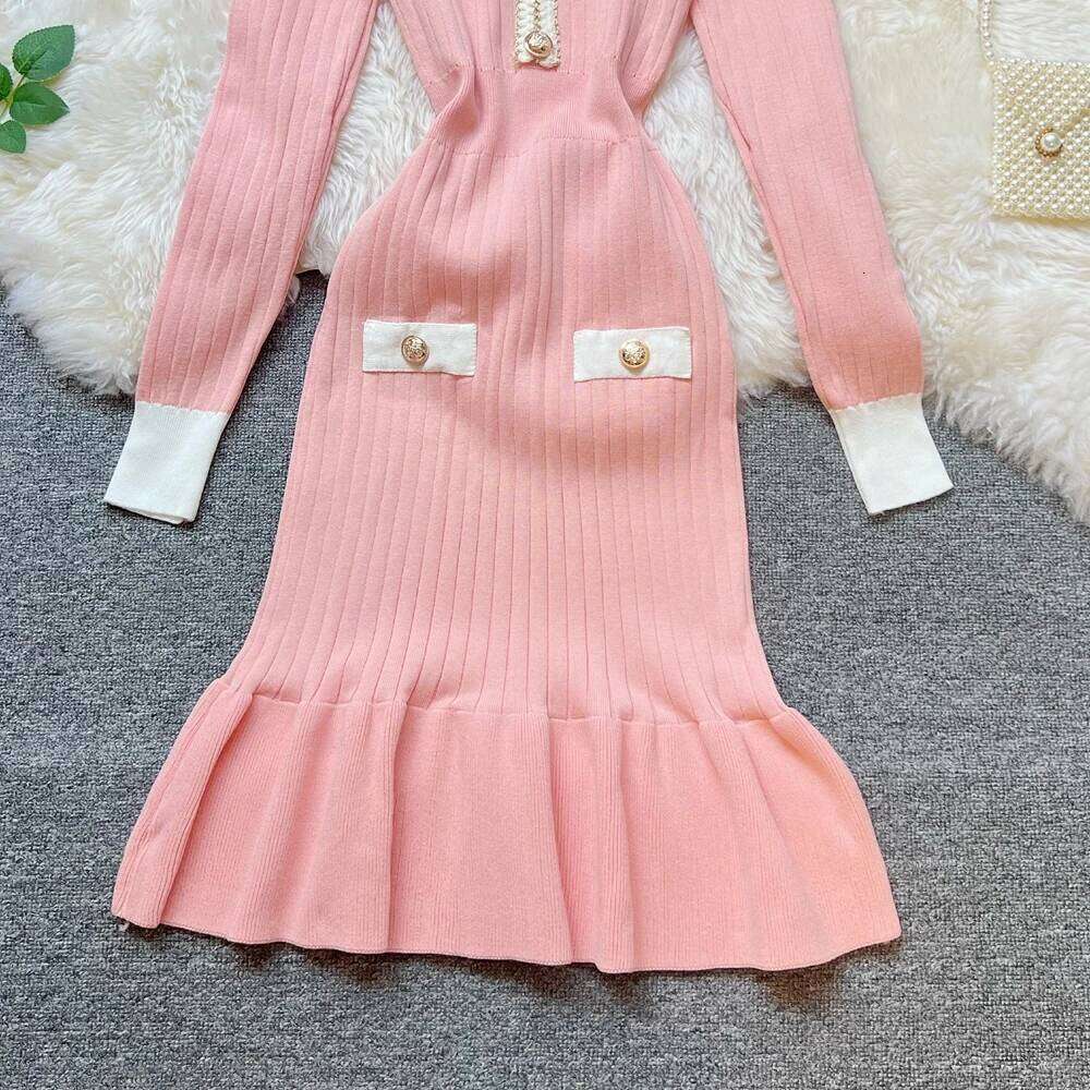 YuooMuoo Chic Fashion Knitted Mermaid 2025 Autumn Elegant V-neck Buttons Ribbed Bodycon Sweater Dress Lady Party Vestidos XJ260225