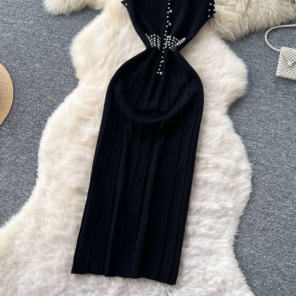 YuooMuoo 2026 New Arrival Women Knitted Long Elegant O-neck Pearls Pleated Sweater Dress Korean Office Lady Vestidos XJ260225