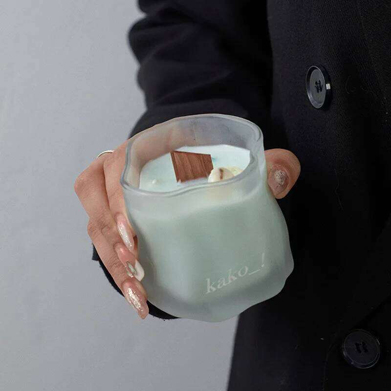 Natural Soy Wax Scented Candles - with Wooden Wick, in A Frosted Glass Cylindrical Jar for Birthday, Thanksgiving Gift H260225