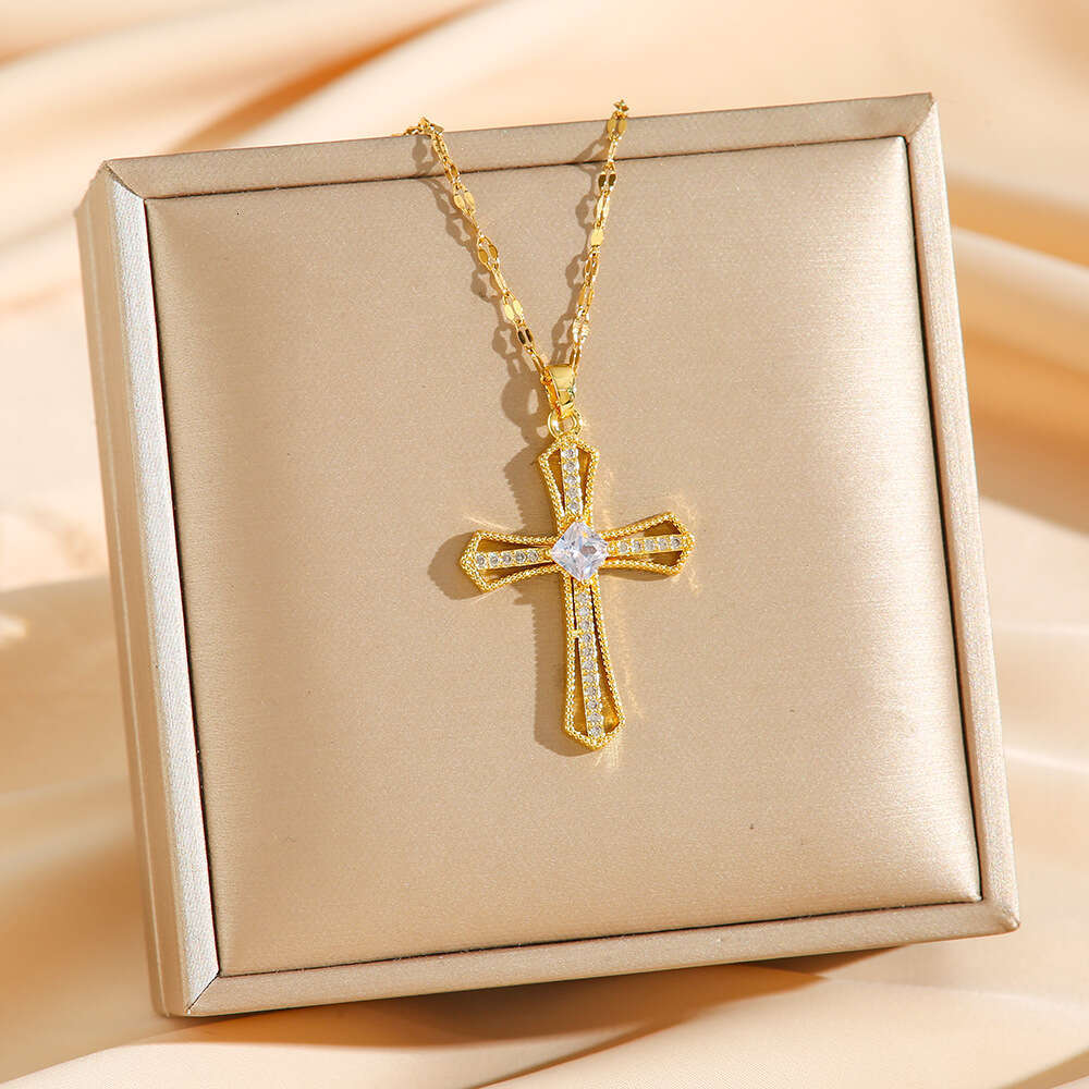 Cross Necklace for Men and Women Zircon Pendant Clavicle Chain Jewelry