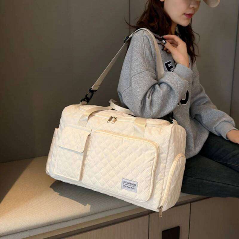 Fashion Travel Handbags Large Capacity Carry On Luggage Bags Men Women Shoulder Outdoor Tote Waterproof Sport Gym Bag Y260225