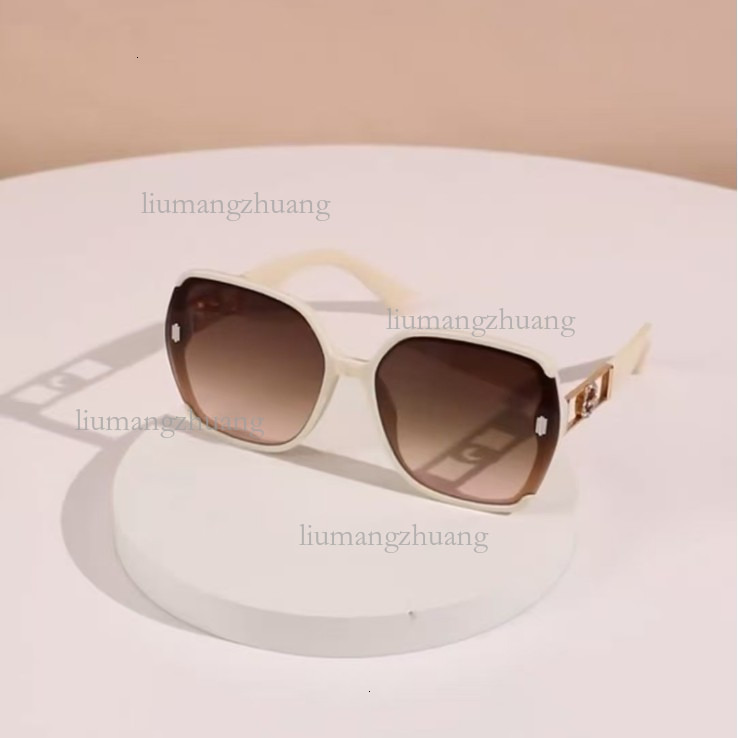 2026 Designer Shiny Metal Letter Women's Sunglasses UV Resistant Outdoor Glasses Texture Big Face Shape Slimming Versatile Street Photography Tre - view 4