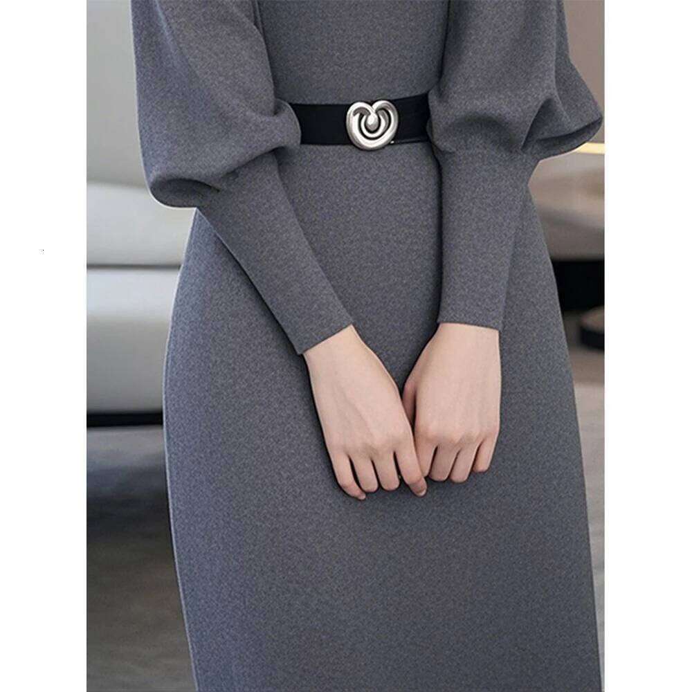 Autumn 2025 Winter New Chic Sweater Dresses Women's High-End Sense Slim Fashion Inner Waisted Grey Knitted Pullover Dress XJ260225