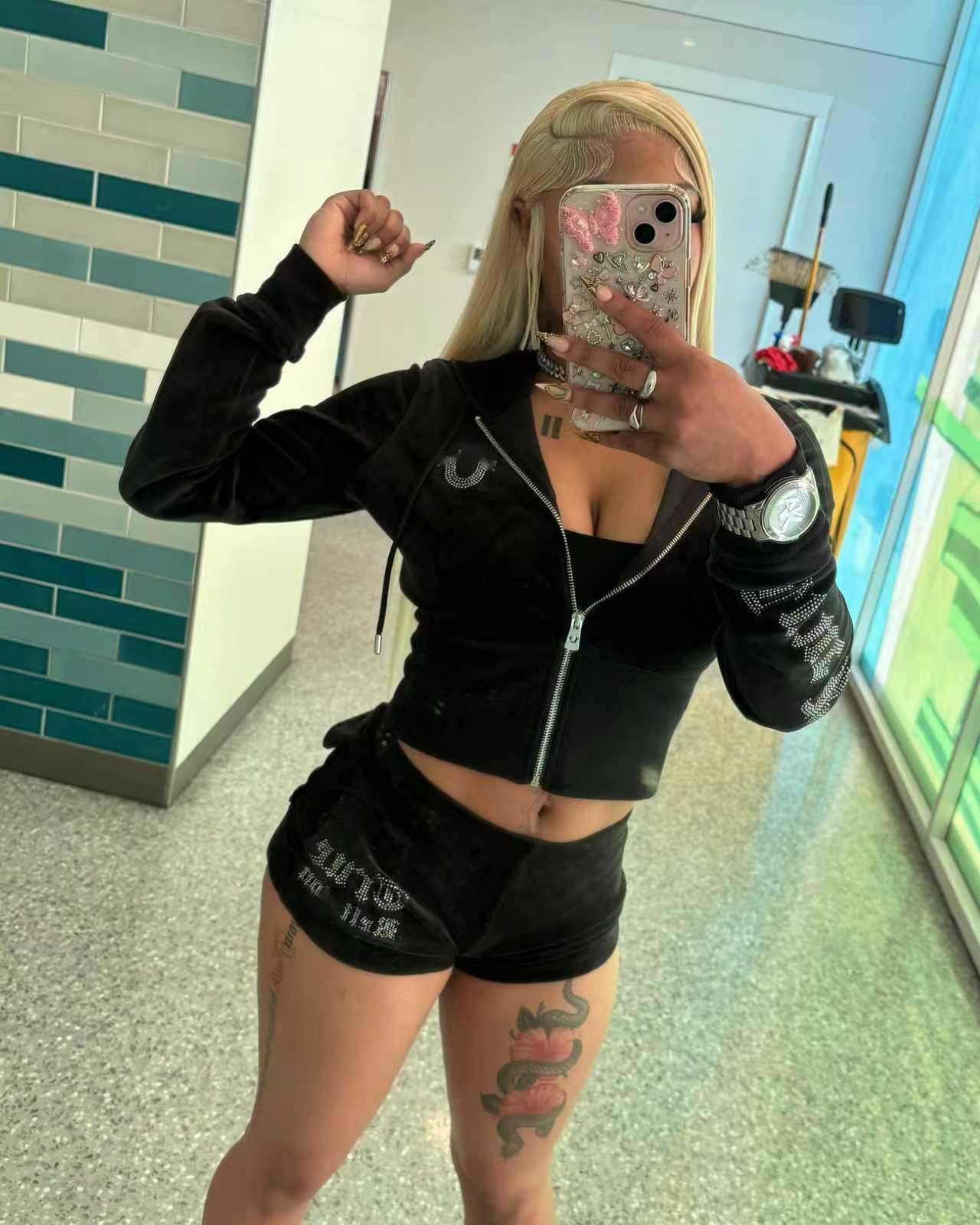 Womens Designer Tracksuit Fashion Two Piece Set Rhinestone Jacket Long Sleeve Hooded Jacket And Shorts Casual 2PCS Sets For Women Outfits