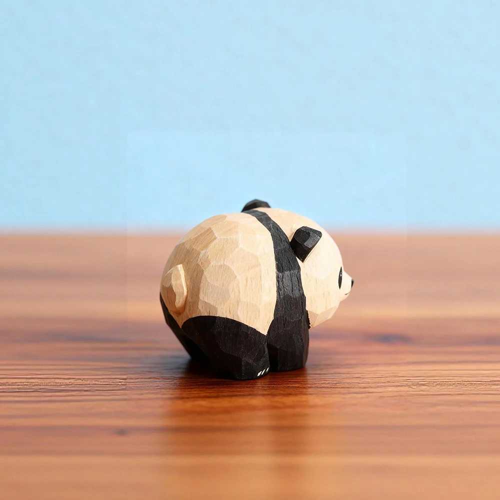 Handcrafted wood carving Panda Statue Christmas Panda for Christmas Ornaments Decor Home Decor New Year Gift Panda Figurine H260225