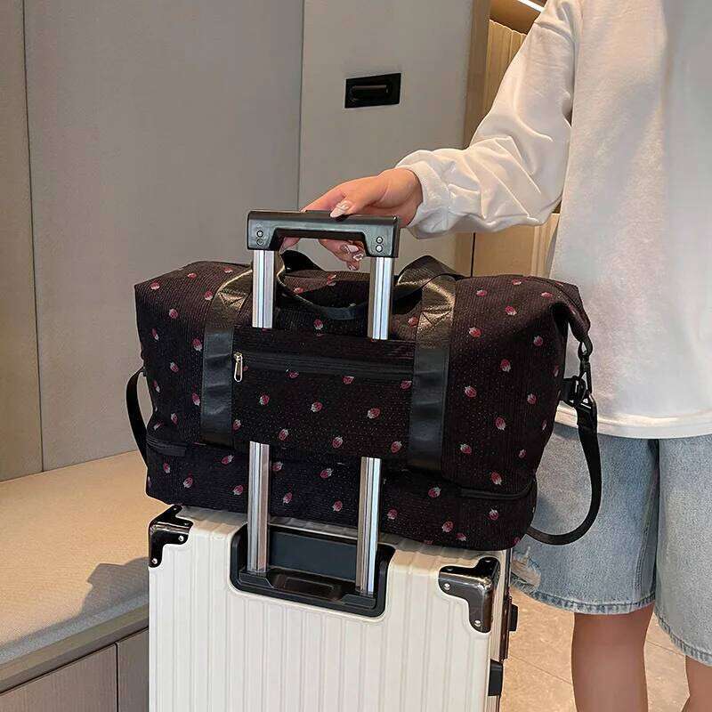 1pcs Large Capacity Travel Duffel Portable Sports Gym Lightweight Yoga Bag Short Trip Luggage Tote with Handheld Design Y260225