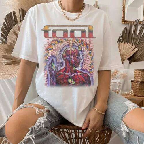 Grunge Gift Graphic Short Sleeve Men Women Summer Distressed Band Unisex Shirt Tool Logo T-Shirt C260225